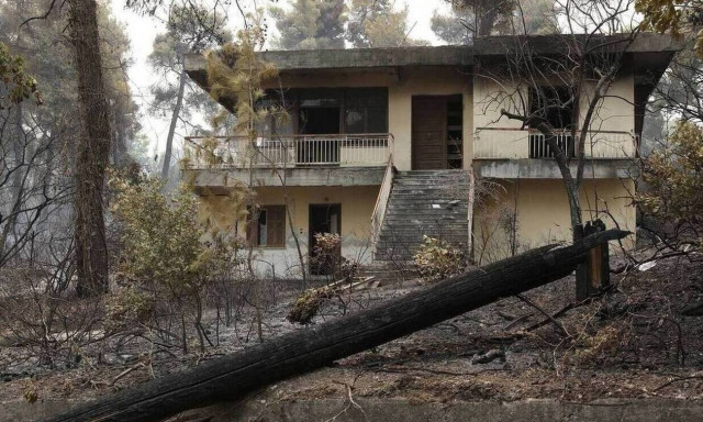 Πιστώνονται σήμερα 6,7 εκατ. ευρώ σε 1.214 πυρόπληκτους
