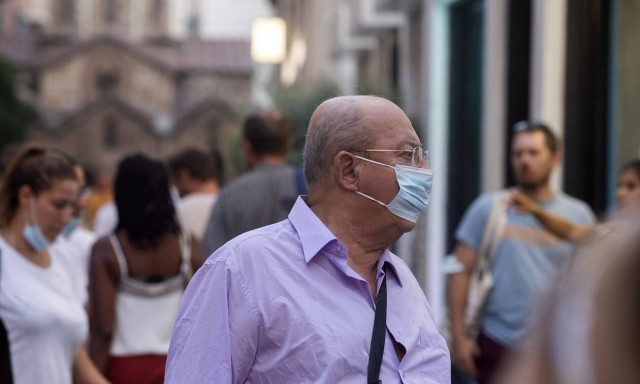 Βασιλακόπουλος: Γι’ αυτό επιστρέφει η μάσκα παντού