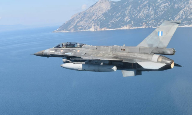 Νέες τουρκικές παραβιάσεις και εμπλοκές στο Αιγαίο