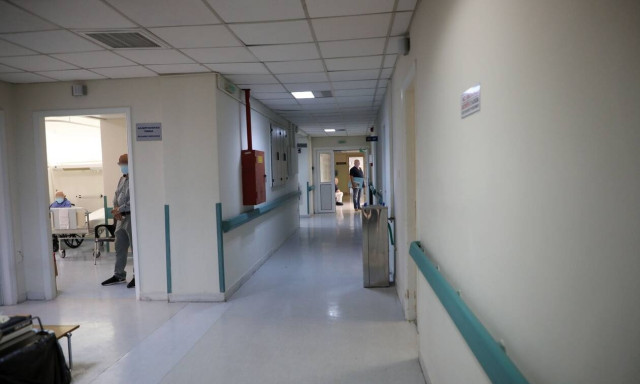 Public hospital staff union files for suspension of mandatory vaccination law