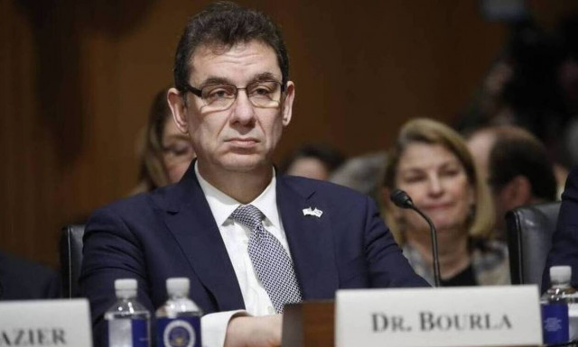 Κορονοϊός: «Βόμβα» Μπουρλά - «Πιθανό να εμφανιστεί μετάλλαξη μη αντιμετωπίσιμη από τα εμβόλια»