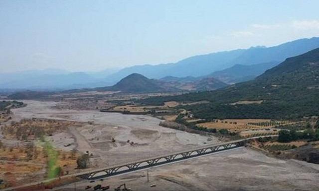 Στέρεψε ο Πηνειός σε μήκος 25 χιλιομέτρων - «Η φύση μας προειδοποιεί», λέει ο Περιφερειάρχης