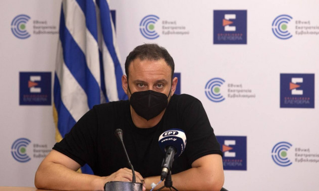 Κορονοϊός – Μαγιορκίνης: Αύξηση 54% στους θανάτους και 16% στους διασωληνωμένους