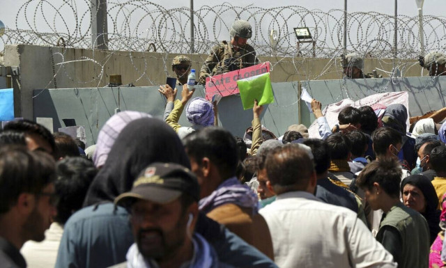 Αφγανιστάν: Οι ΗΠΑ έχουν απομακρύνει περισσότερους από 100.000 ανθρώπους