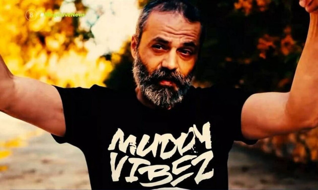 Οδυσσέας Τσιαμπόκαλος: Νέα στοιχεία για το τροχαίο - Σπαρακτική κραυγή της μητέρας του ράπερ