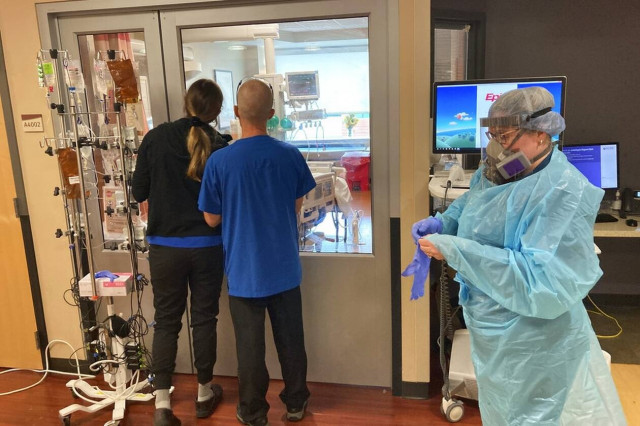 Κορονοϊός: Η μετάλλαξη Δέλτα διπλασιάζει τον κίνδυνο νοσηλείας σε σχέση με τη βρετανική παραλλαγή