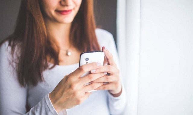 Πώς θα κάνεις τις γυναίκες να διαλέγουν το προφίλ σου στο Tinder