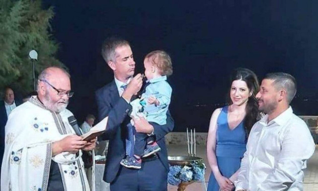 Κουμπάρος στα Χανιά ο Κώστας Μπακογιάννης