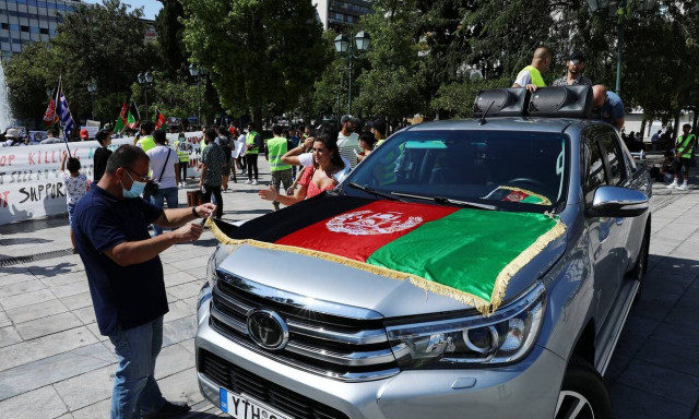 Διεθνής τηλεδιάσκεψη για τους πρόσφυγες από το Αφγανιστάν με συμμετοχή Μηταράκη
