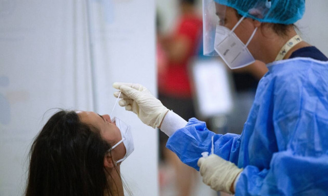 Βατόπουλος: Πότε είναι πιθανό να τελειώσουμε με τον κορονοϊό - Γιατί εμβόλιο και όχι νόσηση