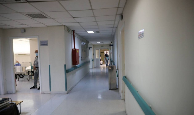 Βρέφος στην Κρήτη νοσηλεύεται με κορονοϊό