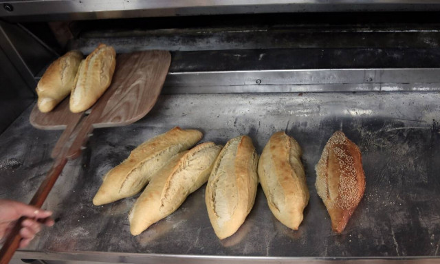 Πήρε την... ανηφόρα η τιμή του ψωμιού - Ανατιμήσεις στις πρώτες ύλες έως και 30%