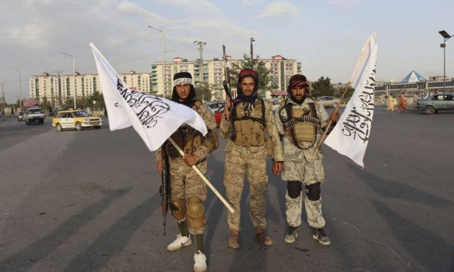 Αφγανιστάν: Πυροτεχνήματα, πυροβολισμοί και φωνές - Οι Ταλιμπάν πανηγυρίζουν την αποχώρηση των ΗΠΑ