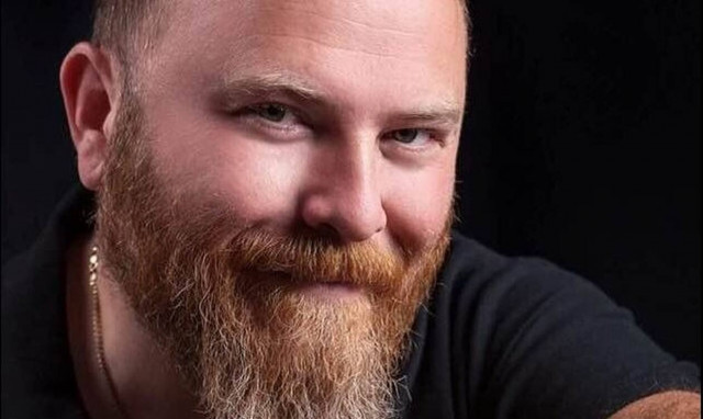 Bόλος: Θρήνος για τον 46χρονο dj που πέθανε από κορονοϊό