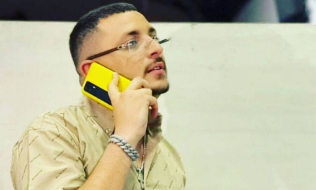 Mad Clip: «Είμαι κοντράκιας, μου αρέσει η ταχύτητα» (video)