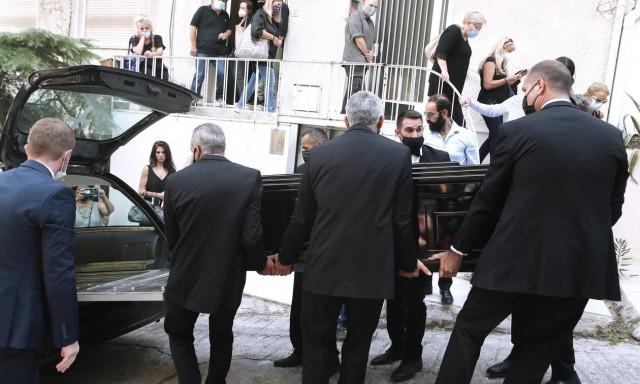 Μίκης Θεοδωράκης εθνικό πένθος