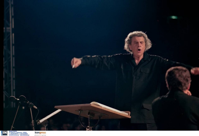 Κώστας Μακεδόνας στο Newsbomb.gr για Θεοδωράκη: «Το έργο του Μίκη θα μείνει όσο υπάρχει πολιτισμός»