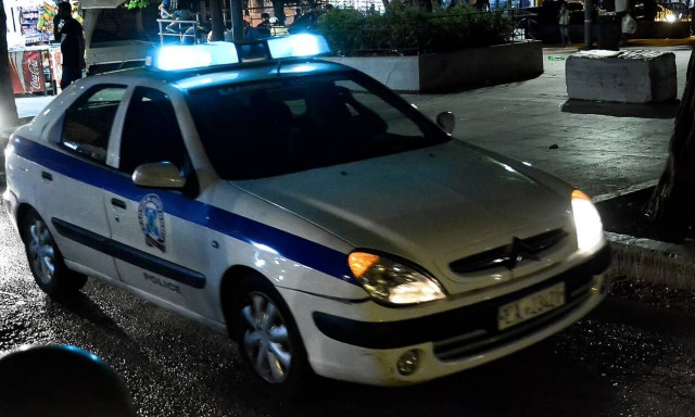 Οικογενειακή τραγωδία στην Κερατέα: 48χρονος σε κατάσταση αμόκ μαχαίρωσε την ηλικιωμένη μητέρα του