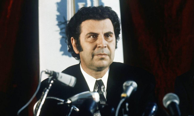 Ισραηλινή πρεσβεία: Θρηνούμε το θάνατο του Μίκη Θεοδωράκη