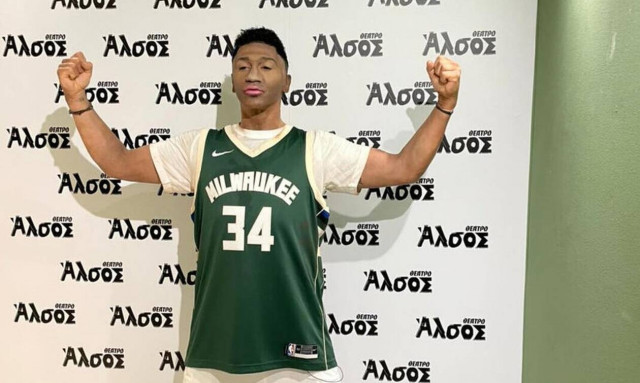 ΠΑΜΕ ΓΙ’ ΑΛΛΑ ….   Ολοταχώς! Ο Τάκης Ζαχαράτος επιστρέφει στο Άλσος για λίγες παραστάσεις