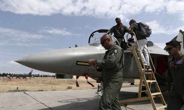 Athens Flying Week 2021: Εντυπωσιακές εικόνες που «μάγεψαν» τους επισκέπτες