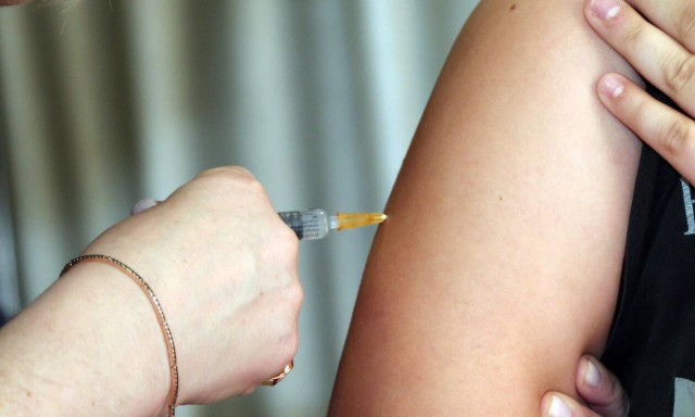 πλαστοί εμβολιασμοί