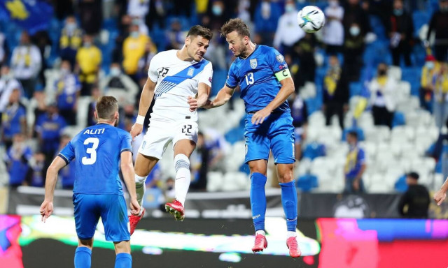 Κόσοβο – Ελλάδα 1-1: «Έμφραγμα» στο 92’ – Τρίτη συνεχόμενη ισοπαλία για την Εθνική (videos)