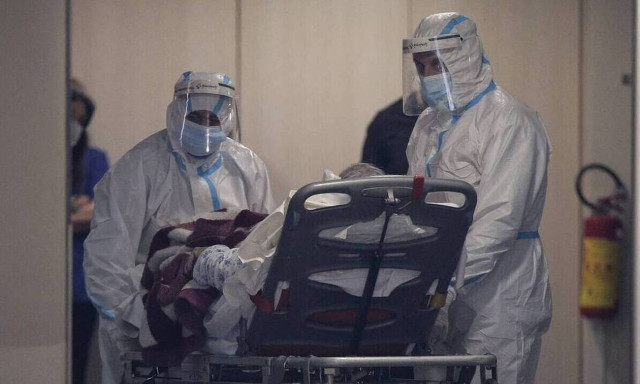 Κορoνοϊός: Διπλασιάζει τον κίνδυνο νοσηλείας η μετάλλαξη Δέλτα για τους μη εμβολιασμένους