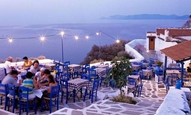 «Πλημμύρισαν» τους ντόπιους προορισμούς Έλληνες ταξιδιώτες το δίμηνο Ιουλίου - Αυγούστου