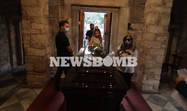 Late composer Mikis Theodorakis enshrined at Athens Metropolitan Cathedral for three-day vigil