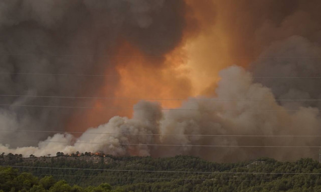 Ισπανία: Εκτός ελέγχου η φωτιά στη Γαλικία – Οφείλεται σε εμπρησμό