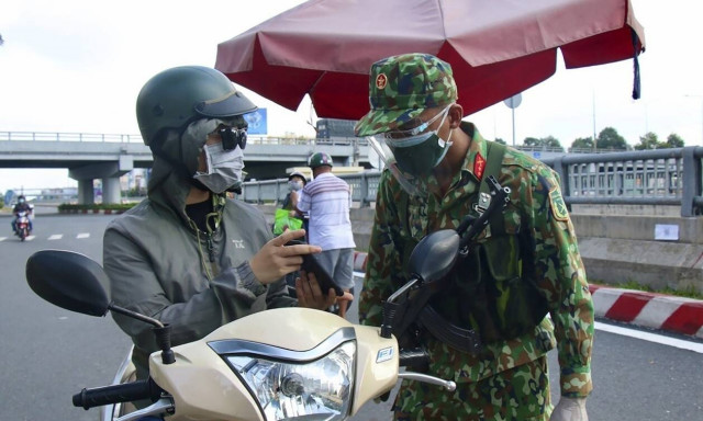 Βιετνάμ: Πενταετής φυλάκιση σε άνδρα που εξάπλωσε τον κορονοϊό παραβαίνοντας κανόνες