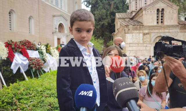 Μίκης Θεοδωράκης: Το «αντίο» του 4χρονου Αναστάση με το «σώπα όπου να’ ναι θα σημάνουν οι καμπάνες»