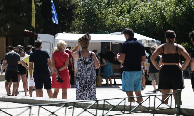 Greece confirms 2,170 covid infections, 43 deaths; 384 on ventilators, 89.32% not fully vaccinated