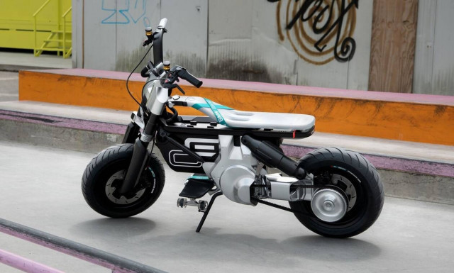 BMW Concept CE 02: Το ηλεκτρικό μηχανάκι μιας νέας γενιάς