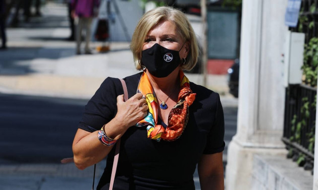 Γκάγκα: Άτεγκτο το υπουργείο Υγείας για τα πλαστά πιστοποιητικά εμβολιασμού