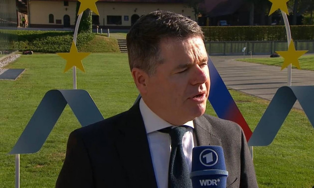 Στο επίκεντρο του Eurogroup οι αναδιαρθρώσεις εταιρικών χρεών