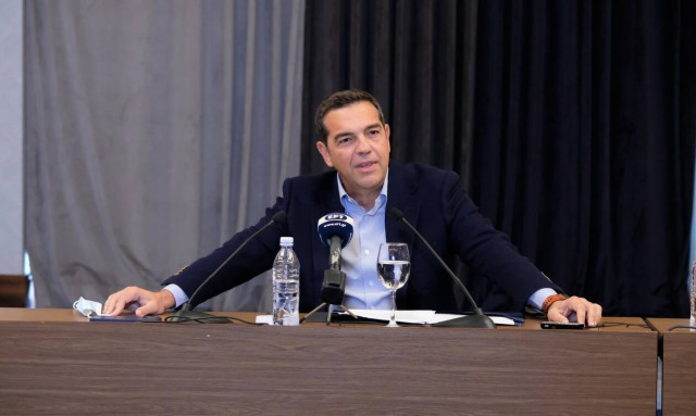 Ο ΣΥΡΙΖΑ ετοιμάζει επίθεση με όλα τα όπλα: Ακρίβεια, μεσαία τάξη, άνοιγμα σχολείων στην ατζέντα