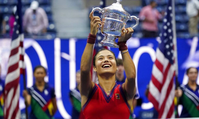 Έκανε το θαύμα η 18χρονη Ραντουκάνου και ανέβηκε στο θρόνο του US Open