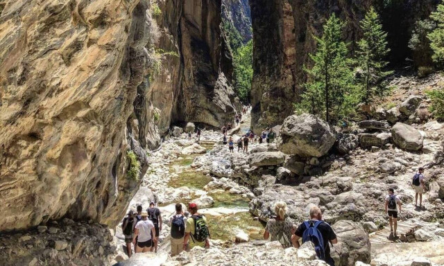Χανιά - Αναστάτωση στο Φαράγγι της Σαμαριάς: 30χρονος έπαθε έμφραγμα την ώρα που το διέσχιζε