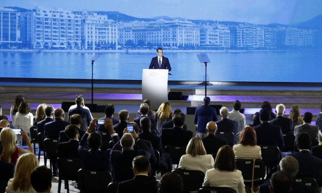 ΔΕΘ - Τα μέτρα για τους νέους που εξήγγειλε ο πρωθυπουργός: 1.200 ευρώ, γονική παροχή και δωρεάν GB