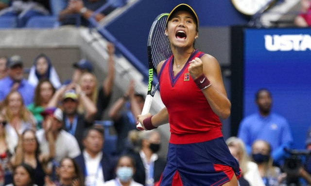 US Open: Θρίαμβος της 18χρονης Ραντουκάνου – Κατέκτησε τον τίτλο χωρίς να χάσει σετ!