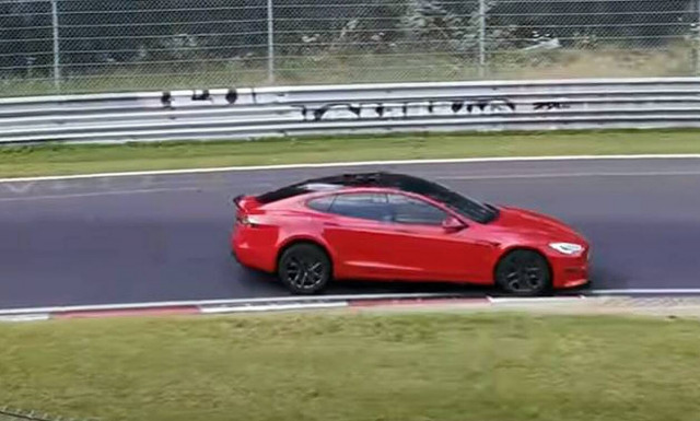 Η Tesla πήρε το ρεκόρ των ηλεκτρικών από την Porsche στο Nurburging