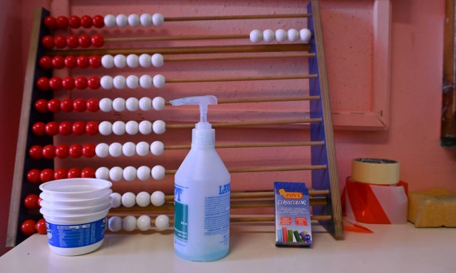 Επιστρέφουν στα σχολεία σήμερα οι μαθητές