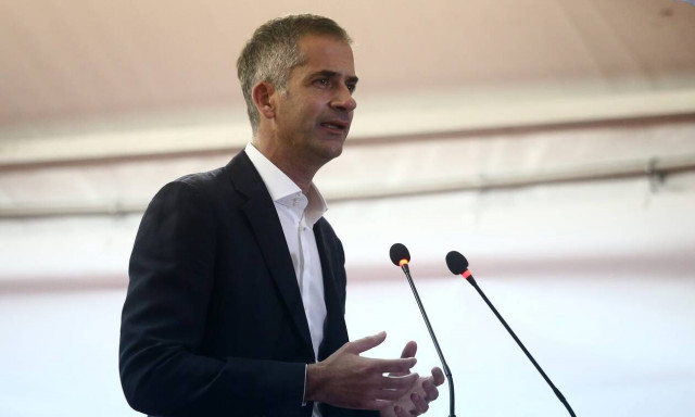 Μπακογιάννης: Διασφαλίσαμε την πρόσβαση 1.300 παιδιών στη δημόσια δωρεάν παιδεία