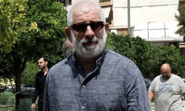 Πέτρος Φιλιππίδης: Το χυδαίο μήνυμα που έστειλε σε θύμα του - Πώς του στοίχισε την αποφυλάκισή του
