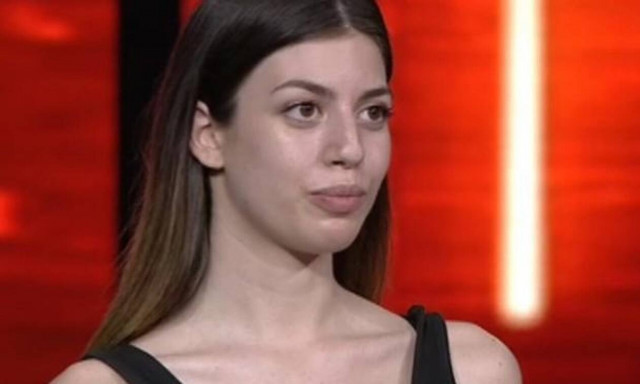 GNTM: Οι κριτές «έκοψαν» διαγωνιζόμενη με συνοπτικές διαδικασίες - Αντιμίλησε στον Σκουλό