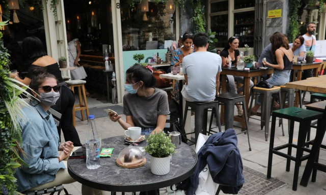 Καπραβέλος στο Newsbomb.gr: Το 4ο κύμα τον χειμώνα θα μας «γονατίσει» - Οι φόβοι για 7.000 κρούσματα