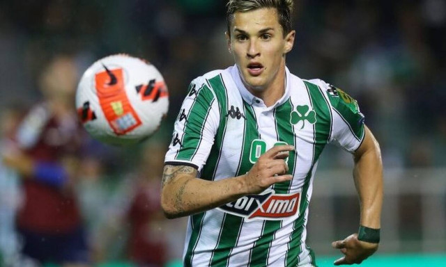 Κίνηση-ματ με την τρελή ρήτρα του Βιτάλ