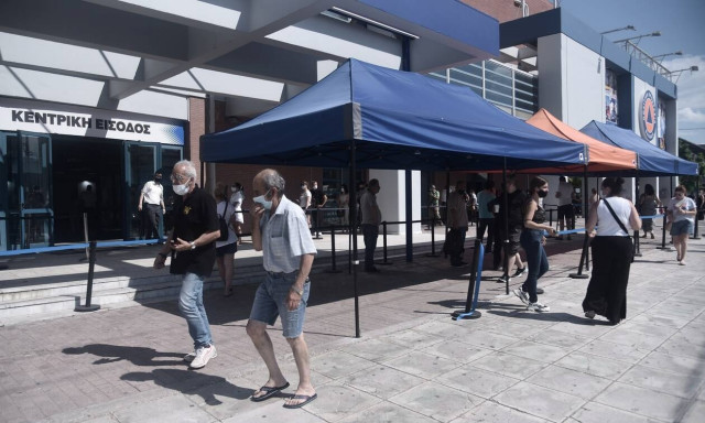 Τρίτη δόση εμβολιασμός